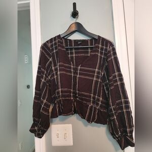 Plaid crop top shirt